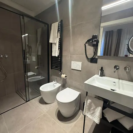 Hotel Wega 3*