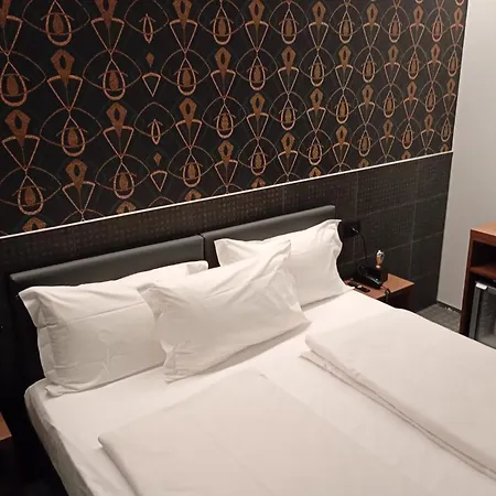 Wega Hotel 3*